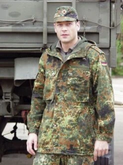 BW Feldjacke / Parka Flecktarn Original Gebraucht
